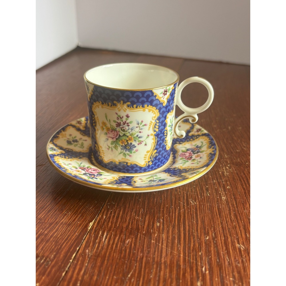 Royal Worcester Scale Blue Cup and Saucer Connoisseur Collection 1992 Vintage